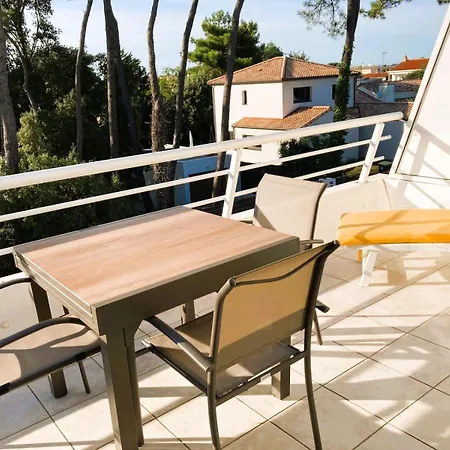 La Terrasse Du Grand Duc アパート